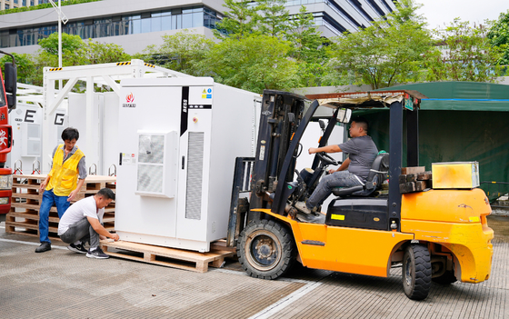 Высоковольтное охлаждение все в одном с аккумулятором LiFePO4 215KWh 197Kwh 179Kwh 107Kwh Сертификат IEC для промышленного и коммерческого использования